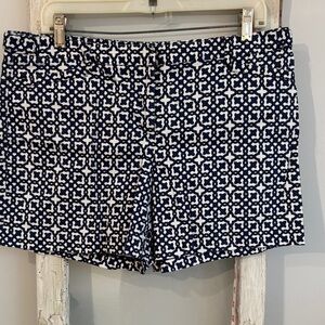 Laundry By Shelli Segal Navy and White Geometric Print Shorts